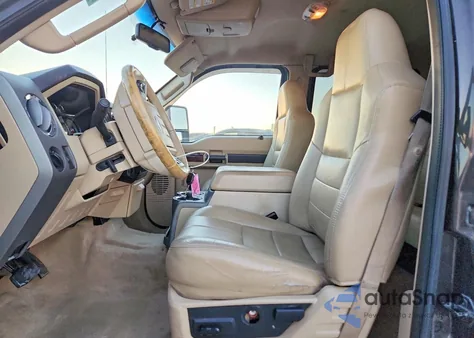 2008 Ford F250 Super Duty из США, поврежденный, VIN 1FTSW20Y58ED77690